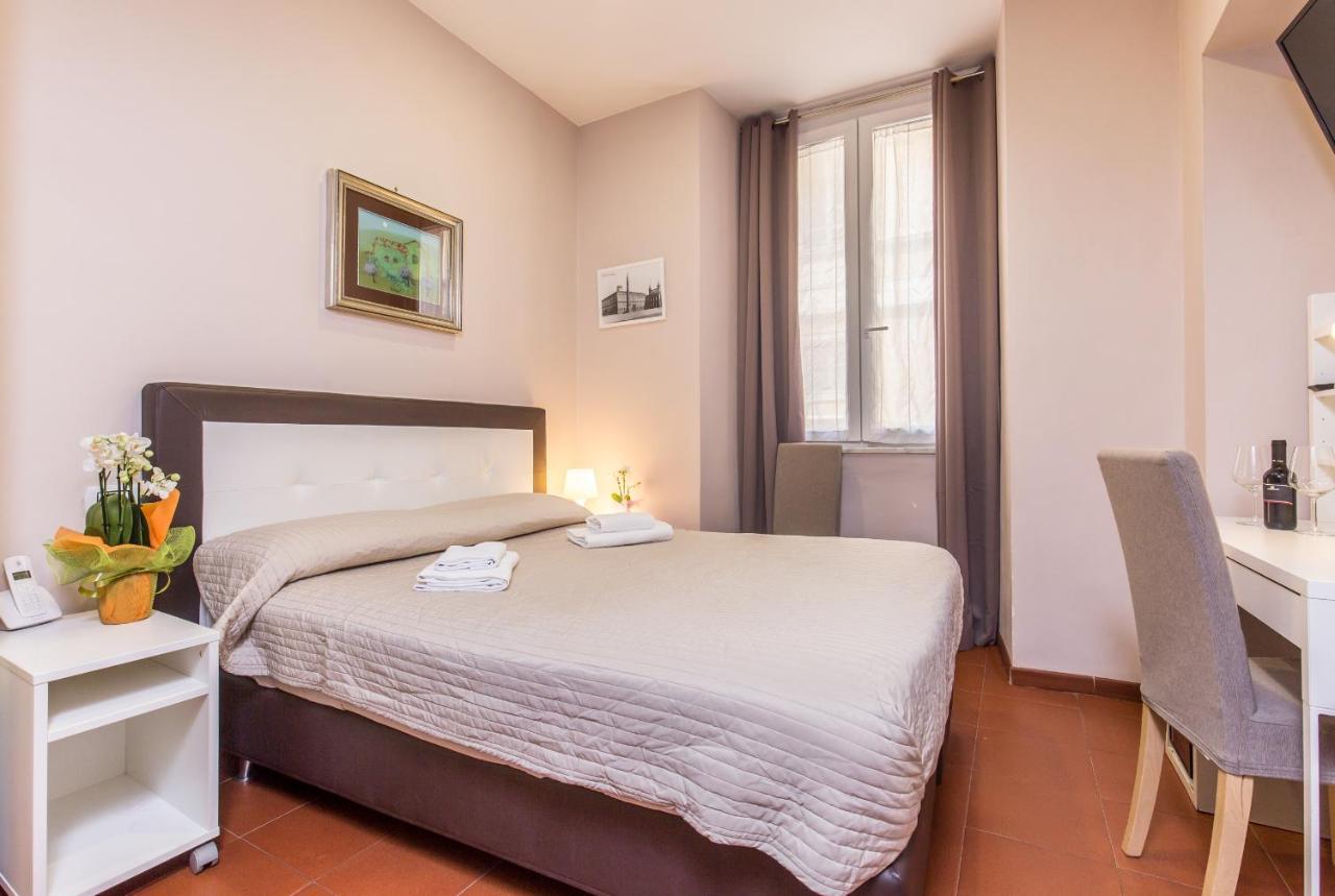 Azzurra Rooms Рим Екстериор снимка