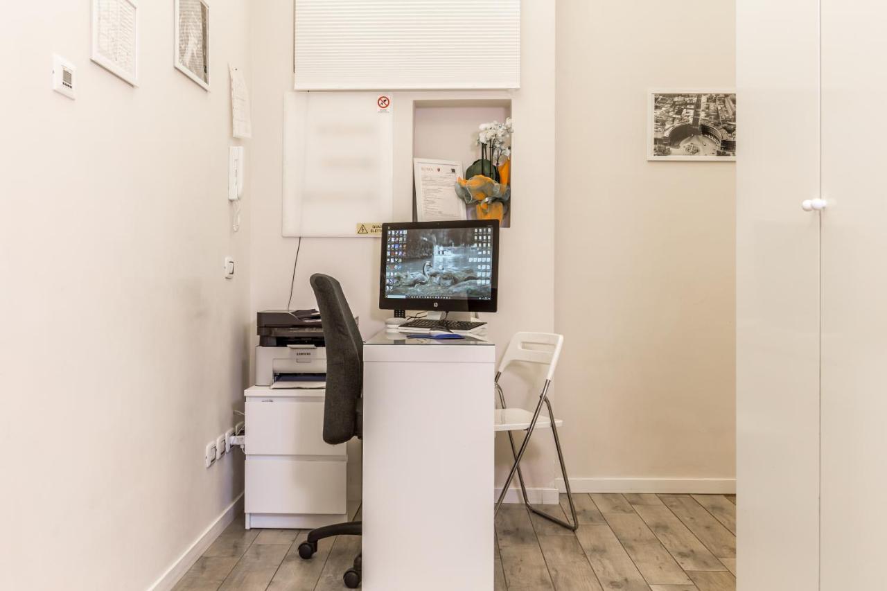 Azzurra Rooms Рим Екстериор снимка