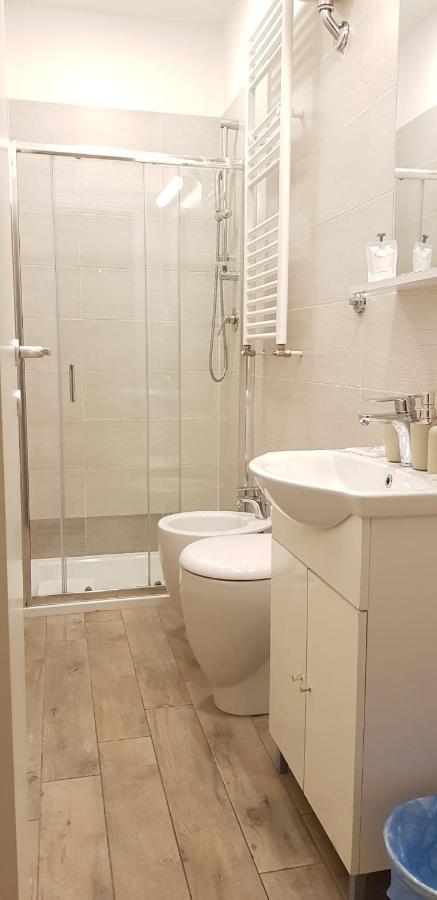 Azzurra Rooms Рим Екстериор снимка