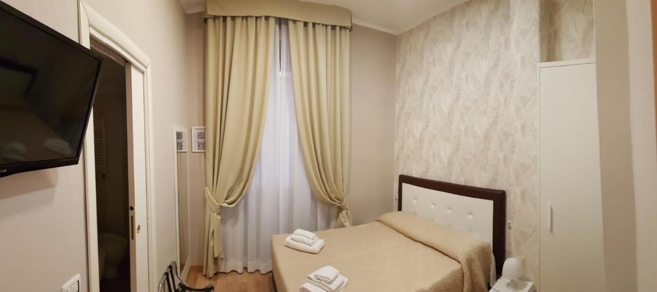 Azzurra Rooms Рим Екстериор снимка
